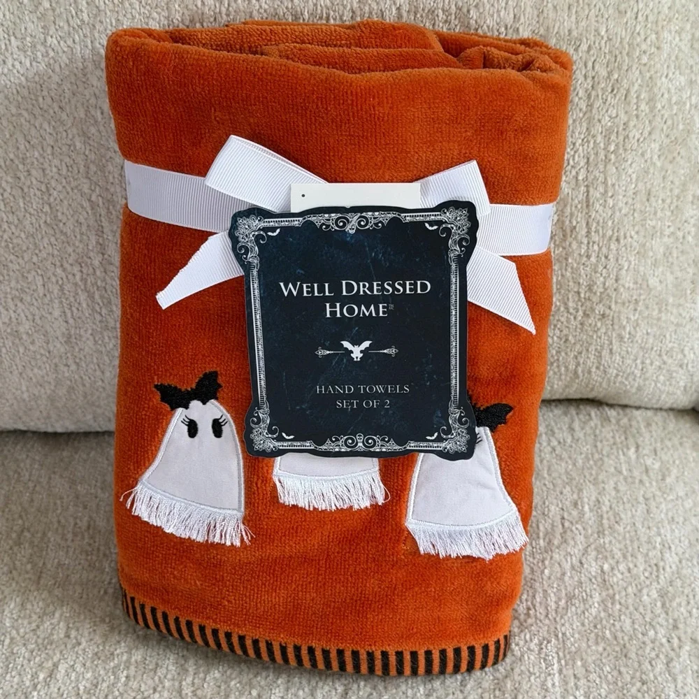 Well Dressed Home Halloween Hand Towels, Ghost Bat Set of 2